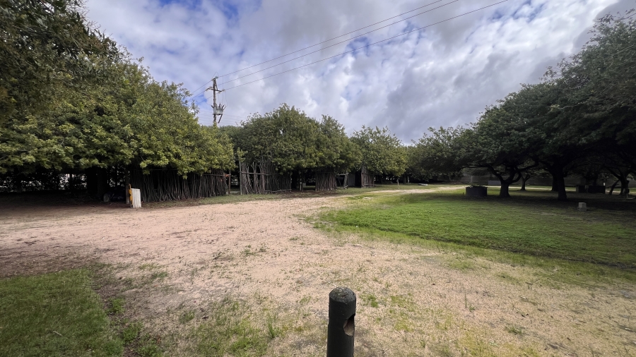4 Bedroom Property for Sale in Redelinghuys Western Cape